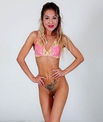 Nikki Dikki