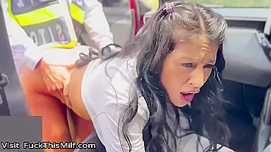 Copulates A Traffic Officer With Mariana Martix