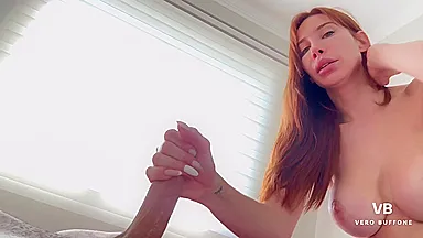 Vero Buffone - Madrastra Latina Se Llena Las Tetas De Leche