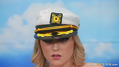 River Fox, Van Wylde All Tits on Deck! / 1.3.2019