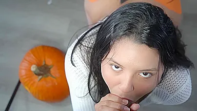 Tetas Grandes And Sexo Duro - Grandes Tetas Y Culo Grande Es Follada Duro Por Un Intruso Casero Con Una Polla Enorme