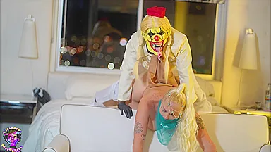 Clown Fucks Big Bootie Milf With Alexis Andrews