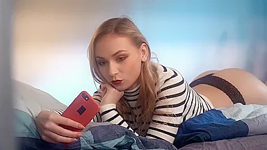 Jenny Wild in Hot blonde has sex with a stranger