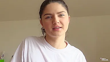 teen beauty Francesca Di Caprio splurges on vibrators in her orgasm quest