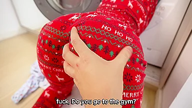 Christmas Gift Is: Stepsister Stuck In A Washing Machine!