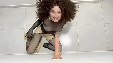 Rikki Lee In Posiciones Del Con Dildo