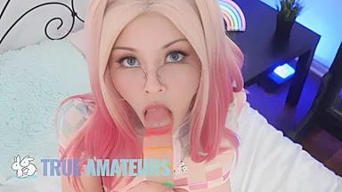 Freaky Rainbowslut Gets Her Pussy Wet And Ready For A Session Of Self Pleasure