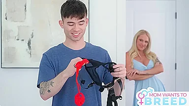 Spicy And Compilation Movie - Stepmom Wants To Breed - Spicy J, Jay Romero And Parker Ambrose