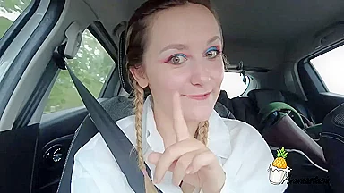 Louiselittlefrench Arrives For A Gangbang After Sucking At The Pool