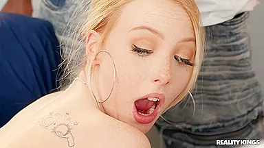 Yammy Bunny Gets Gangbanged By Black And - Jonathan Jordan, Jimmy Michaels And Dixie Lynn