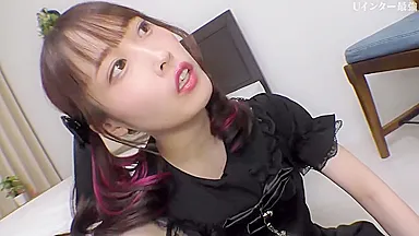 Picking Up Her Extremely Selfish Landmine-chan And Taking Her Home With Her, She Gently Fucks Pien, Who Was Abandoned By Her Manager, And Cums In Her Binkan Small Fry Pussy