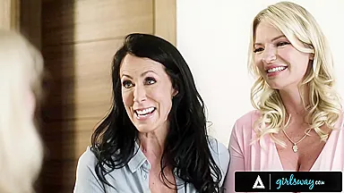 Engaging And Rachael Cavallis Lesbian Sex