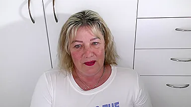 Kiwi Milf Gets Fucked From Behind And Takes A Face Full Of Piss And Cum At The Same Time