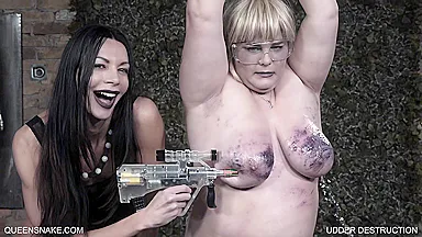 Queen Snake In Udder Destruction