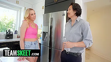 Blonde Nanny Pulls Off Boss Underwear & Devours His Cock Making Him Forget About The Whole World With Sophia Sterling And Leo Vice