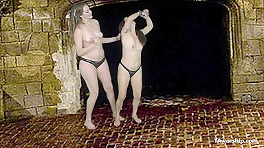 Sablique Von Lux - Indica Dungeon Tickling