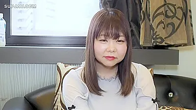 When She Is In A Good Mood And Feels Good, She Flicks Her Tongue! Former A0b Minegishi Mimi Look-alike Chubby Big Tits, Fugly Little Dog Type Erotic Nipple Ring F-cups!