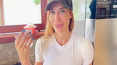 Vero Buffone And Lu Roque In Tia Recien Divorciada Calma El Deseo Con Un Facial De Su Sobrino 20 Min