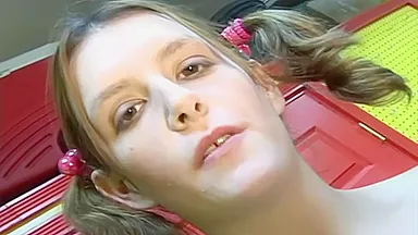 Is A Beautiful Teen How To Fuck Big Cocks - Who Knows And Desiree Devine