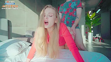 Dolly Rud In Stepsister Woke Up After A Party With An Anal Plug In Her Ass