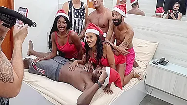 Bastidores Da Gravacao Da Suruba De Natal Com Muito Sexo Anal Na Pele E Gozada Na Cara 20 Min - India Juju, Casado De Marquinha And Thiago Escobar