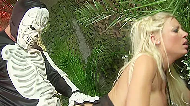 Hosts A Voodoo Orgy- Titopia - Cindy Behr And Paul Black