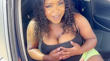 Big Ass Ebony Gets Fucked Through A Hole In Her Tight Gusher Shorts In Her Car